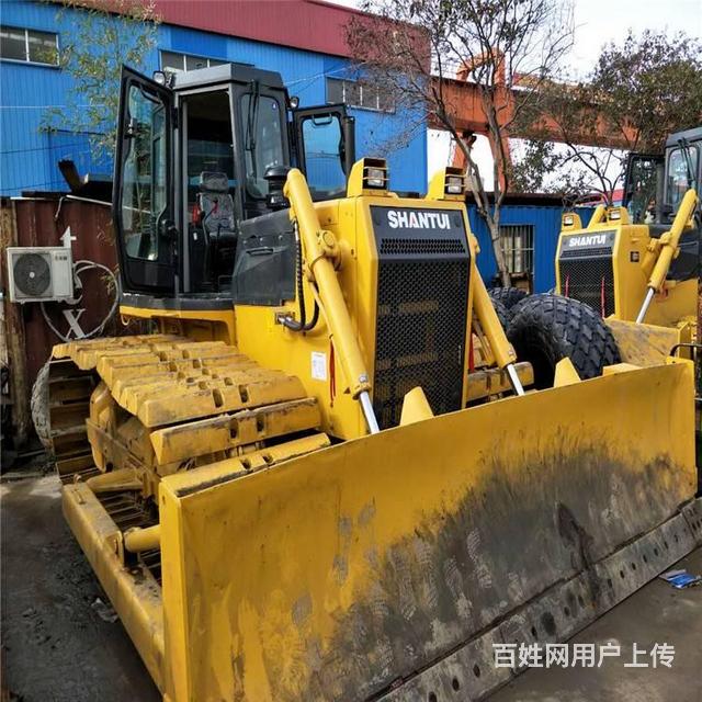 安顺附近二手推土机市场 二手山推干地湿地推土机的图片