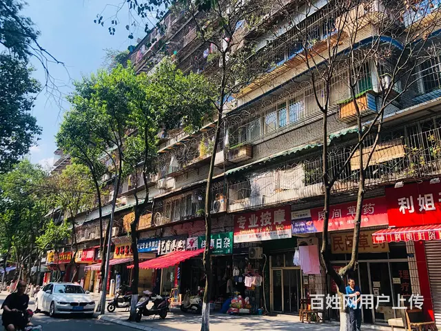 XSY 金牛区餐饮一条街临街盈利旺铺急转让的图片