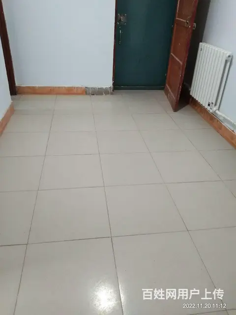 出售老区小庄市场三楼的图片