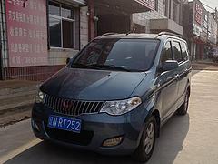 五菱 宏光 2014款 1.2 手动 基本型7-8座