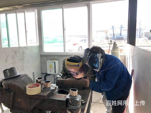 学叉车技术电气焊培训学校立焊平焊氩电联焊基础班上岗的图片