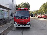 99新2吨消防洒水车