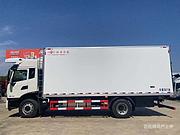 东风天锦KR6米8高顶双卧冷藏车上路多少钱