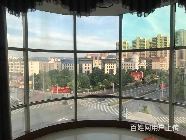 青原区刘家坡 商住两用2厅 精装修的图片