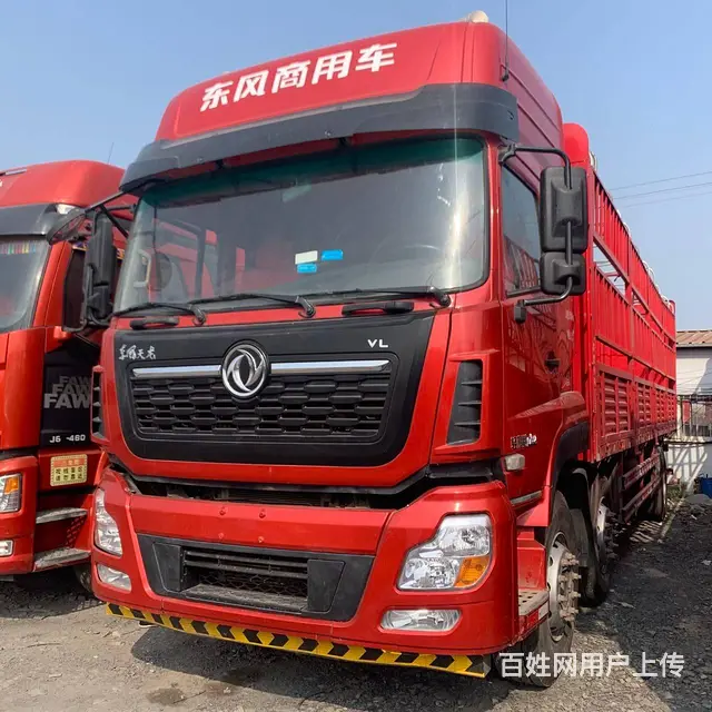 出售个人二手东风天龙高栏载货车9.6米三桥国五的图片