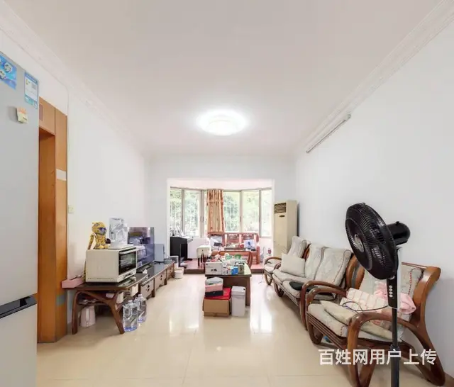 黄石小区 满五唯一商品房 社区安静 停车便利 近白的图片