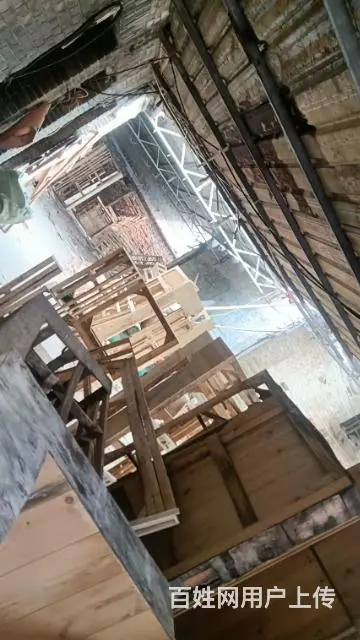 盈利中12年沙发厂转让，带客源的图片