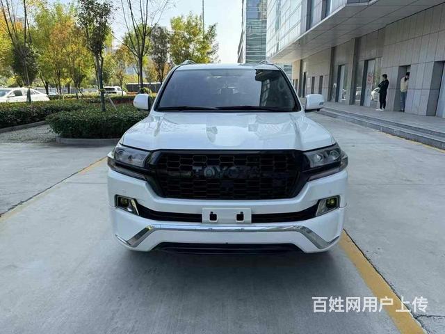 16年新款陆巡4000的图片