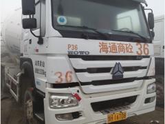 信阳急卖16年豪沃搅拌车15方 国四 全车原版