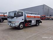 黄牌东风8吨加油车 各品牌大小齐全
