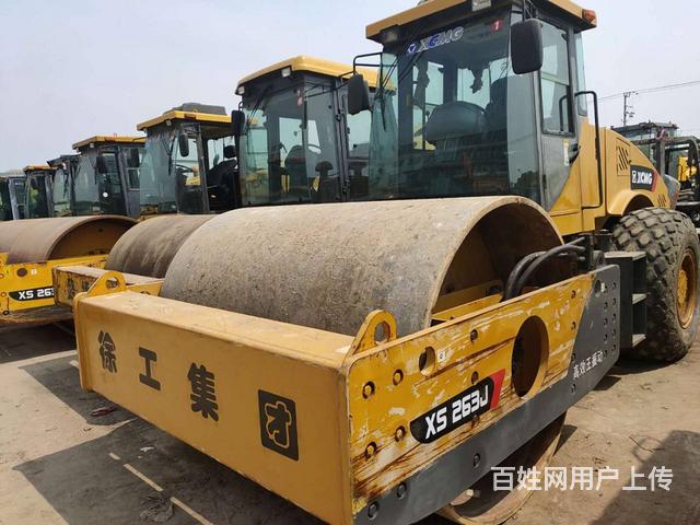 巴音郭楞二手压路机市场 出售二手26吨压路机现货的图片