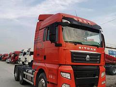 双驱轻体二手重汽汕德卡牵引车 540马力 精品国五