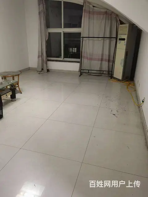 吉泰阳光 普通住宅1厅 简单装修的图片