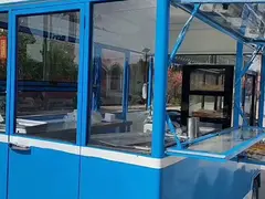 出售多功能移动餐饮车