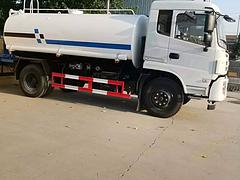 东风绿化除尘专用大型雾炮洒水车 2方三轮雾炮洒水车