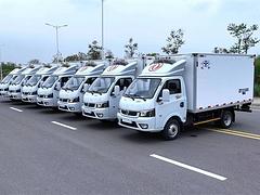 3.5米国六蓝牌冷藏车价格低厂家直销包上户可分期
