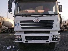 出售16年二手德龙搅拌车 大12后八轮方375马力
