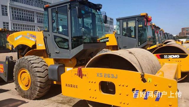 宜宾地区二手压路机市场 二手22吨26吨震动压路机的图片