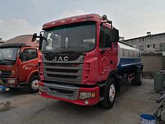 5-30吨专业定做加油车