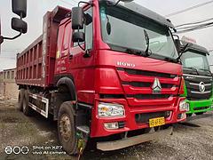 出售19年国五排放豪沃后八轮自卸车，大箱6米2