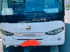 客车
