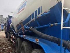 低价出售福田欧曼 粉罐车 460马力 国5精品车