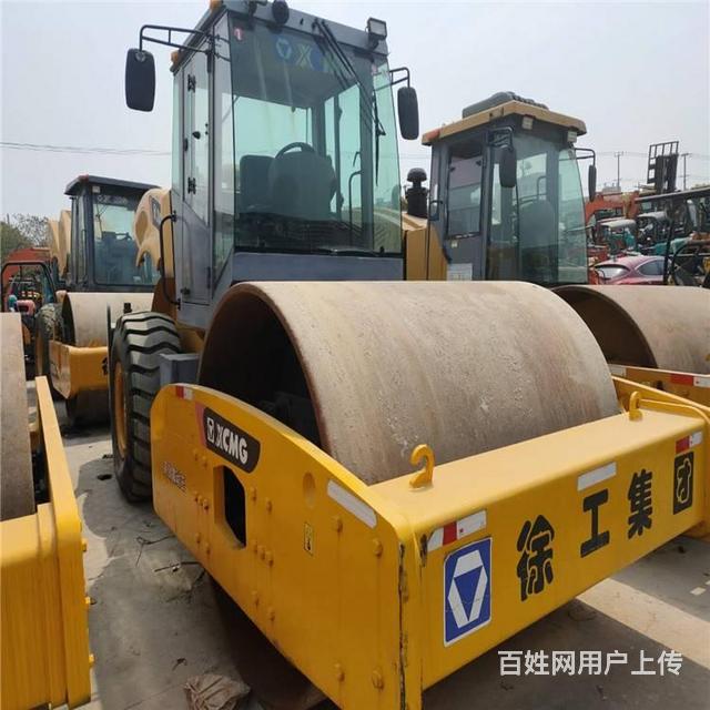 昌吉二手双驱压路机二手20吨22吨压路机转让的图片