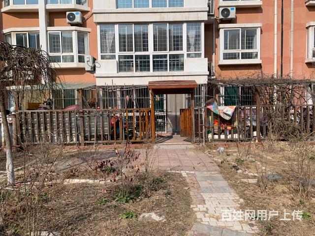 凯旋城非楼头一楼带院子大三居的图片