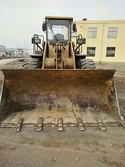 10年山工650装载机，工作时间少车况优，低价转让