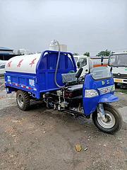 厂家低价出售三轮吸粪车，时风吸粪车，五征吸粪车