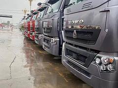 国五预挂牌 豪沃牵引车 430马力 双驱 带交强险