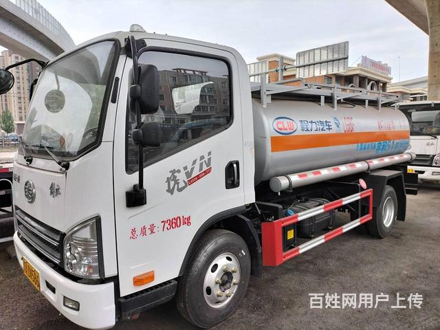 5-10吨油罐车/加油车/危化品运输车直销，手续齐的图片