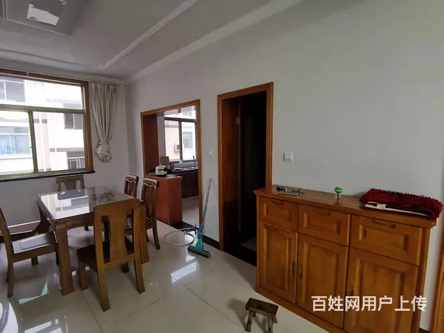 王坦拎包入住的图片