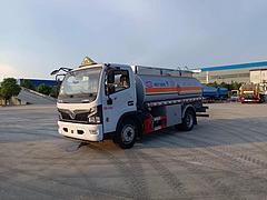 东风福瑞卡9.9方油罐车8吨加油车