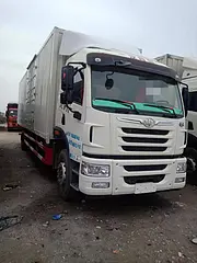 解放 大单桥 厢式货车 9米6货箱 带全保国五排放