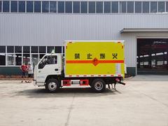 国六江铃短轴距爆破器材运输车厂家直销
