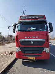 豪沃 半挂车 标箱 国5