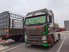550马力二手解放牵引车 潍柴发动机 国五 双驱