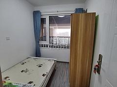 江南之星合租单间，2户公用一卫，看房随时可以 交通便利