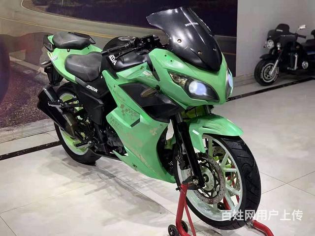 全国批发摩托车 大量现货，各种品牌，全国包邮的图片
