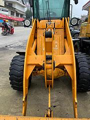 出售99新莱工20铲车