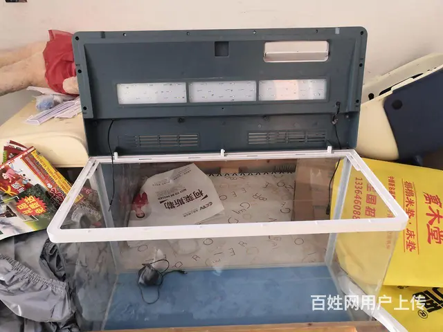 两个800水族箱，自提的图片