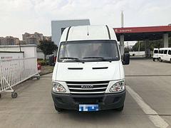 依维柯长轴高顶7座支持分期付款包过户
