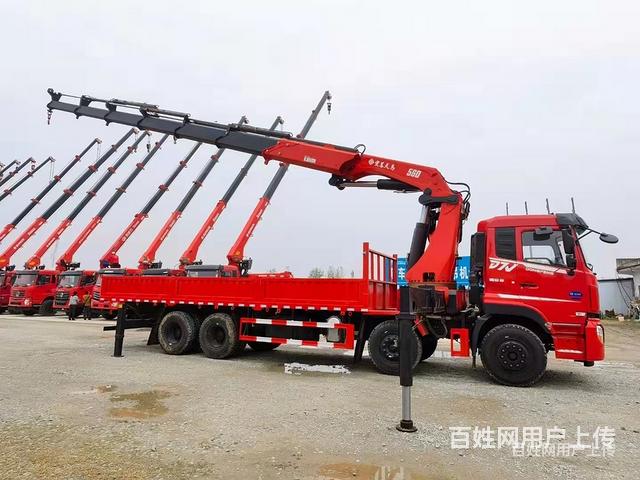 国六东风前四后八25吨折臂随车吊 可分期包上户的图片