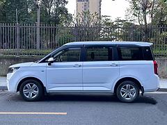 五菱 宏光 2019款 宏光PLUS 1.5T 手动 豪华型
