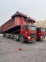 2台19年豪沃T7，前四后八，箱长7.6米价格低