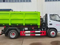 东风多利卡D6勾臂车 蓝牌带建筑垃圾箱