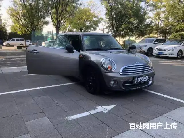MINI Mini 2011款 Mini One 1.6 手的图片