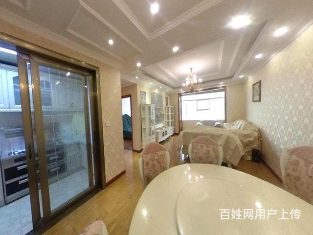 市政府旁交通银行楼上观邸精装三房可改四房双卫打包卖满二的图片