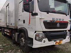 出售前四后八冷藏车340马力16年10月豪沃